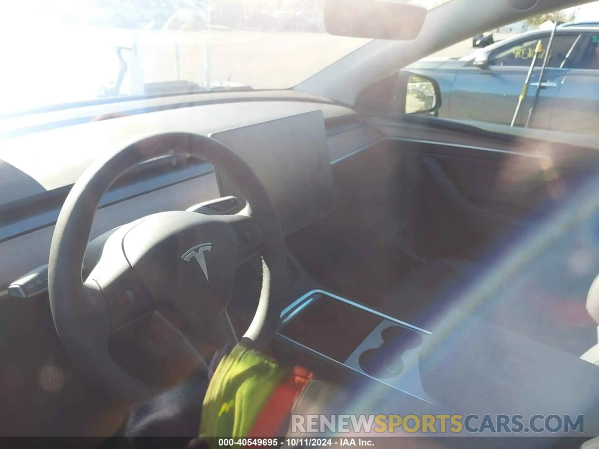 14 Photograph of a damaged car 7SAYGDED0RF178607 TESLA MODEL Y 2024