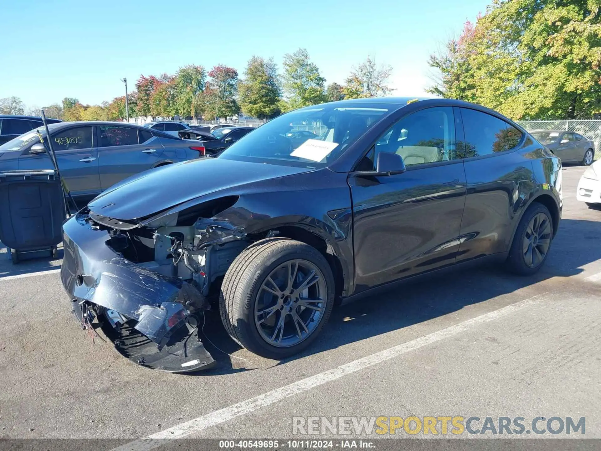 2 Photograph of a damaged car 7SAYGDED0RF178607 TESLA MODEL Y 2024