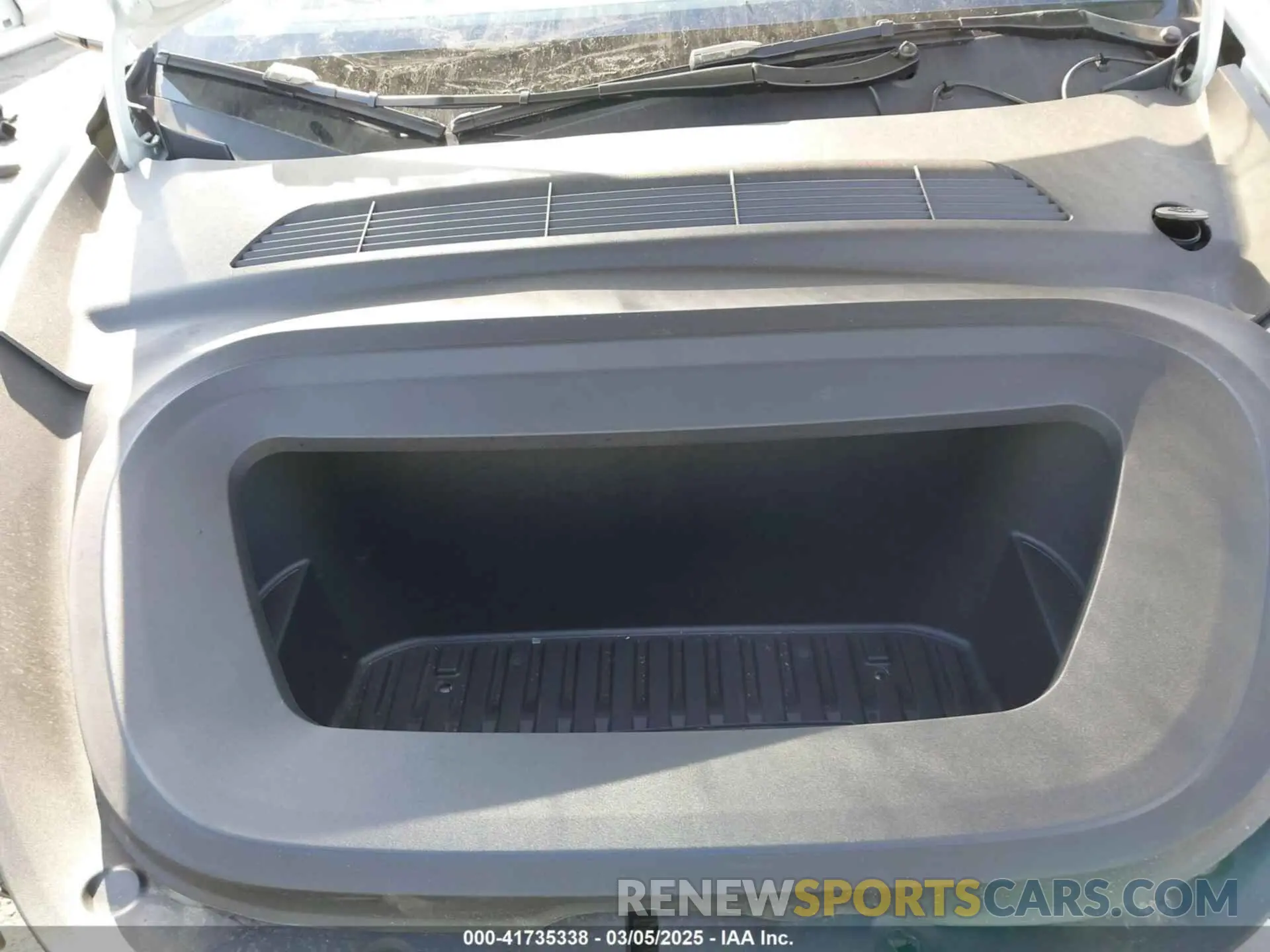 10 Фотография поврежденного автомобиля 7SAYGDED0RF199456 TESLA MODEL Y 2024