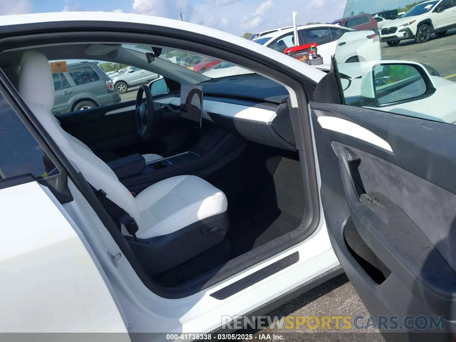 5 Фотография поврежденного автомобиля 7SAYGDED0RF199456 TESLA MODEL Y 2024