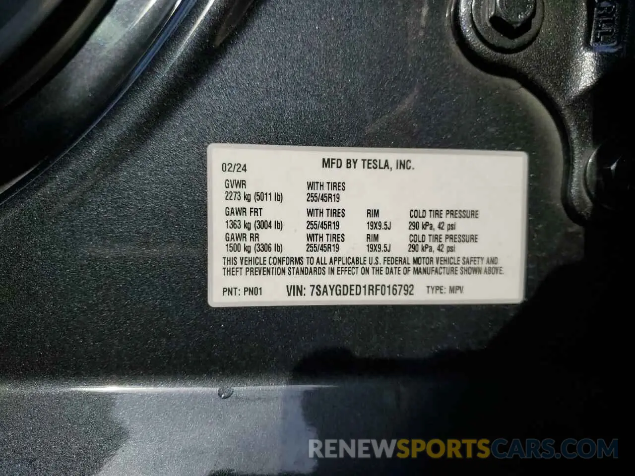 13 Photograph of a damaged car 7SAYGDED1RF016792 TESLA MODEL Y 2024