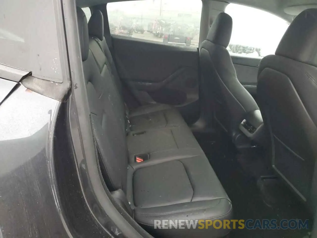 11 Фотография поврежденного автомобиля 7SAYGDED1RF098054 TESLA MODEL Y 2024