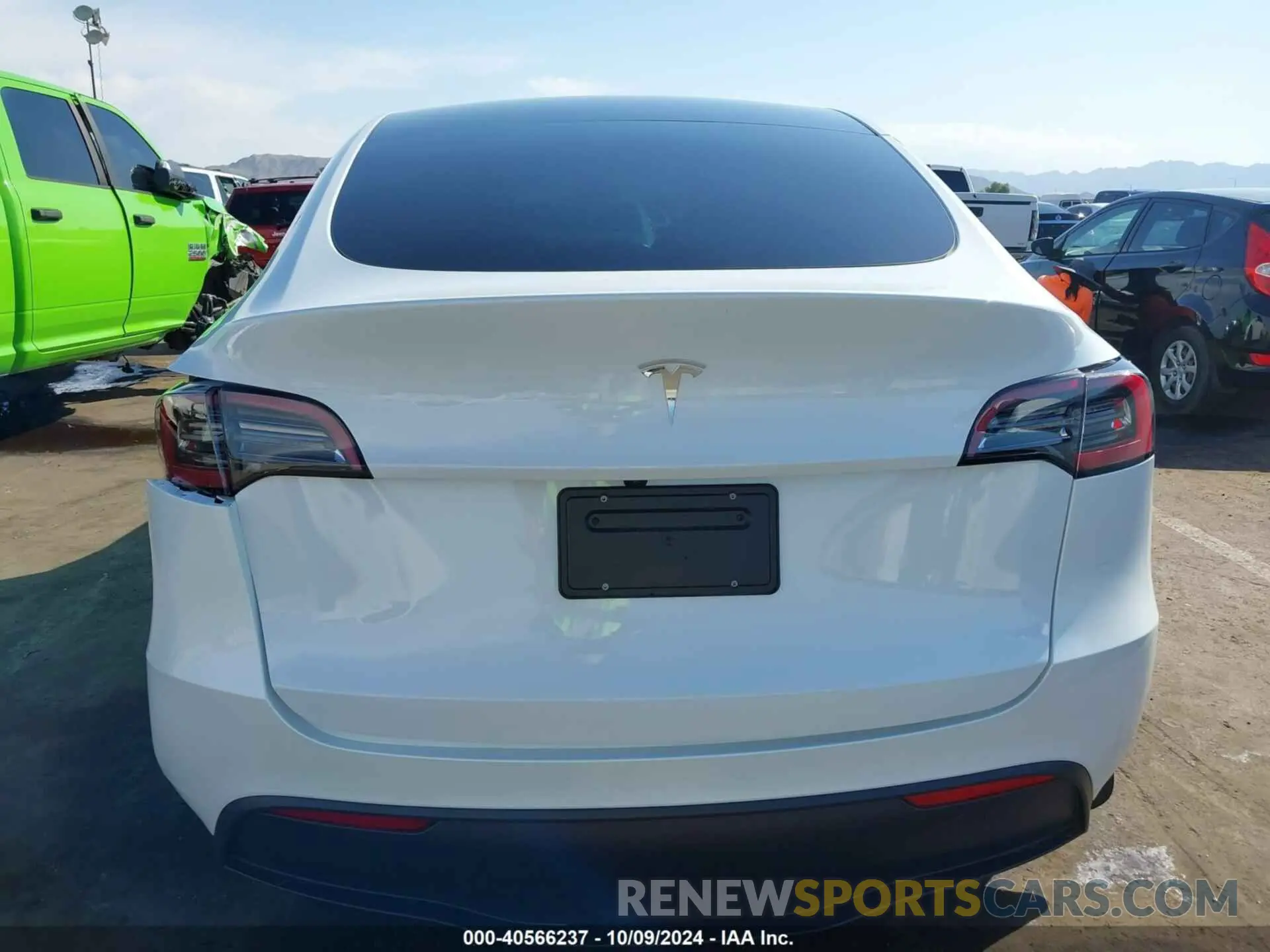 15 Фотография поврежденного автомобиля 7SAYGDED1RF098104 TESLA MODEL Y 2024