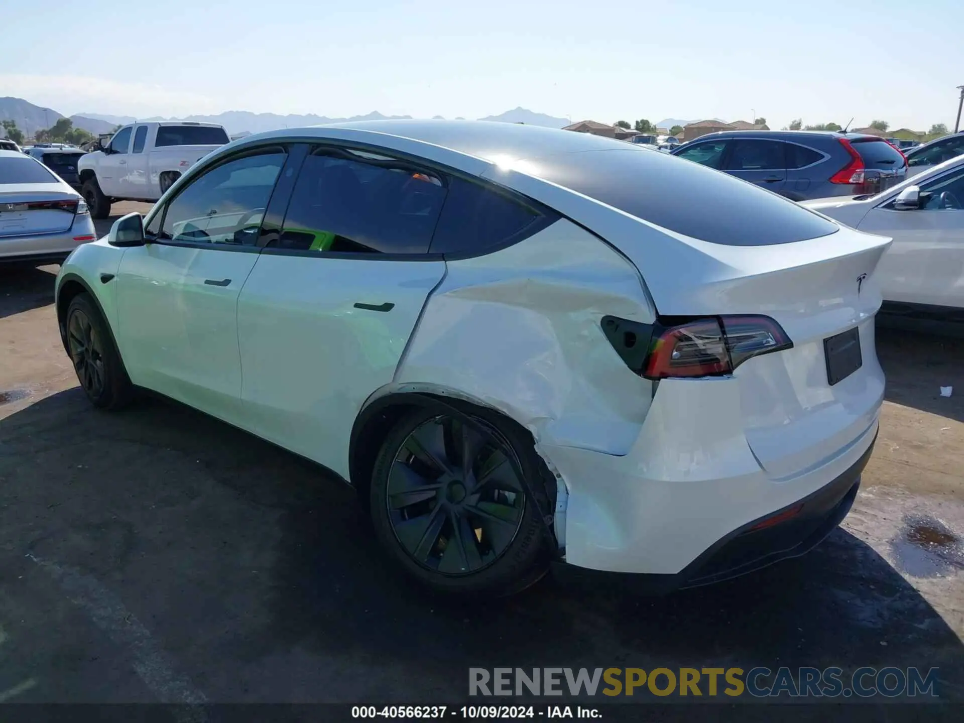 3 Фотография поврежденного автомобиля 7SAYGDED1RF098104 TESLA MODEL Y 2024