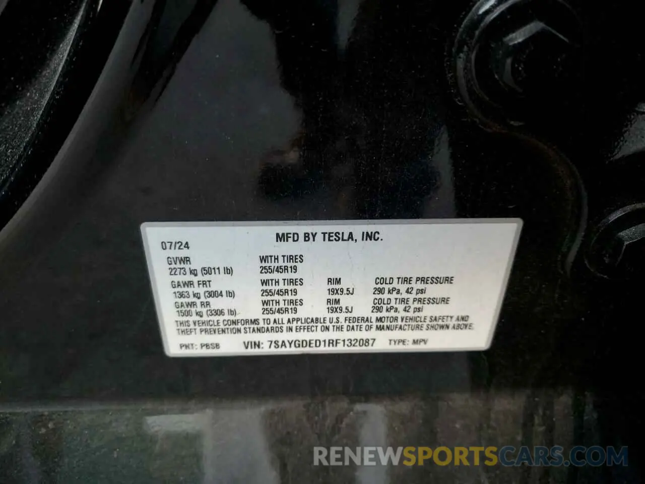12 Photograph of a damaged car 7SAYGDED1RF132087 TESLA MODEL Y 2024