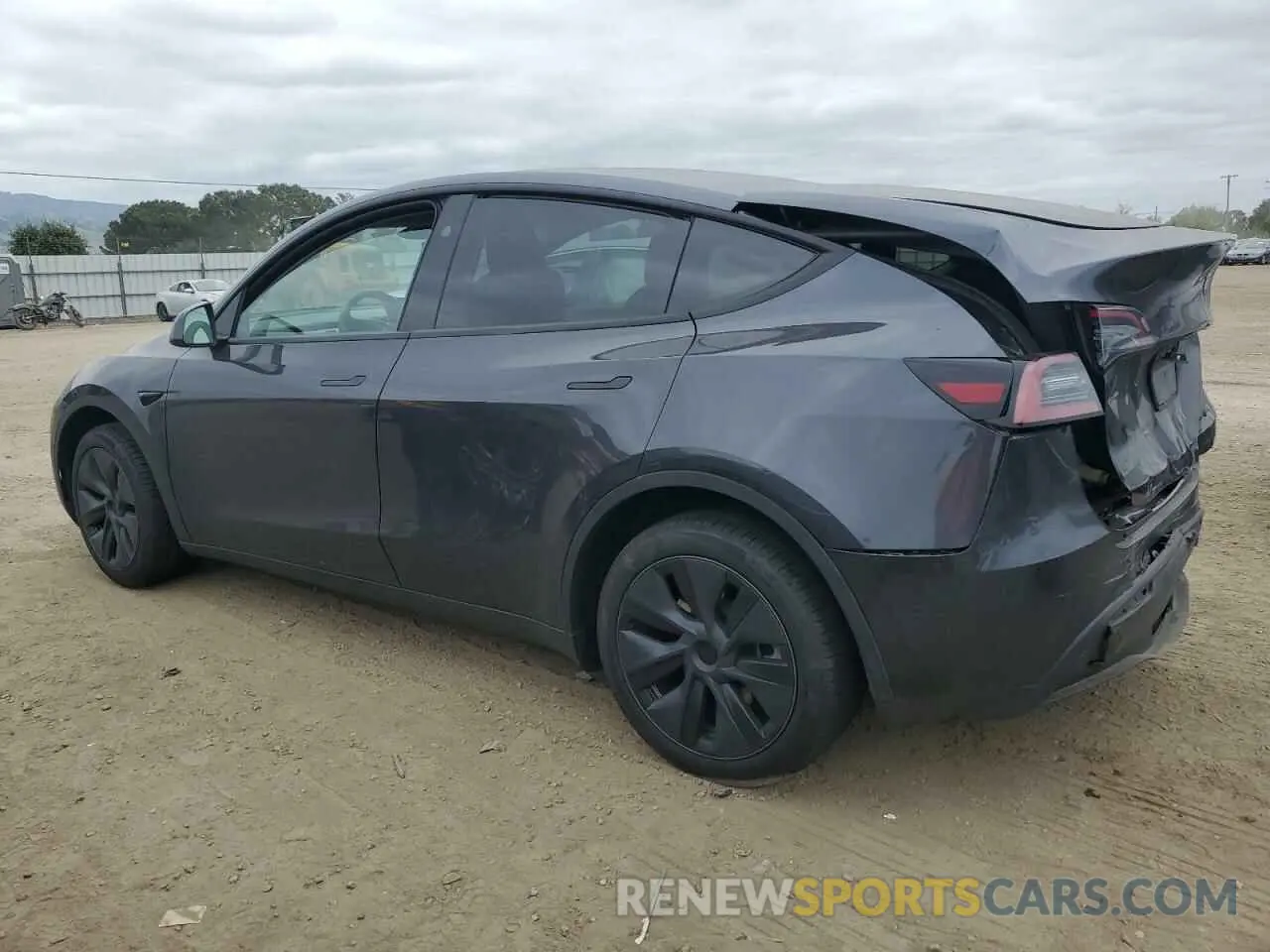 2 Фотография поврежденного автомобиля 7SAYGDED1RF177417 TESLA MODEL Y 2024