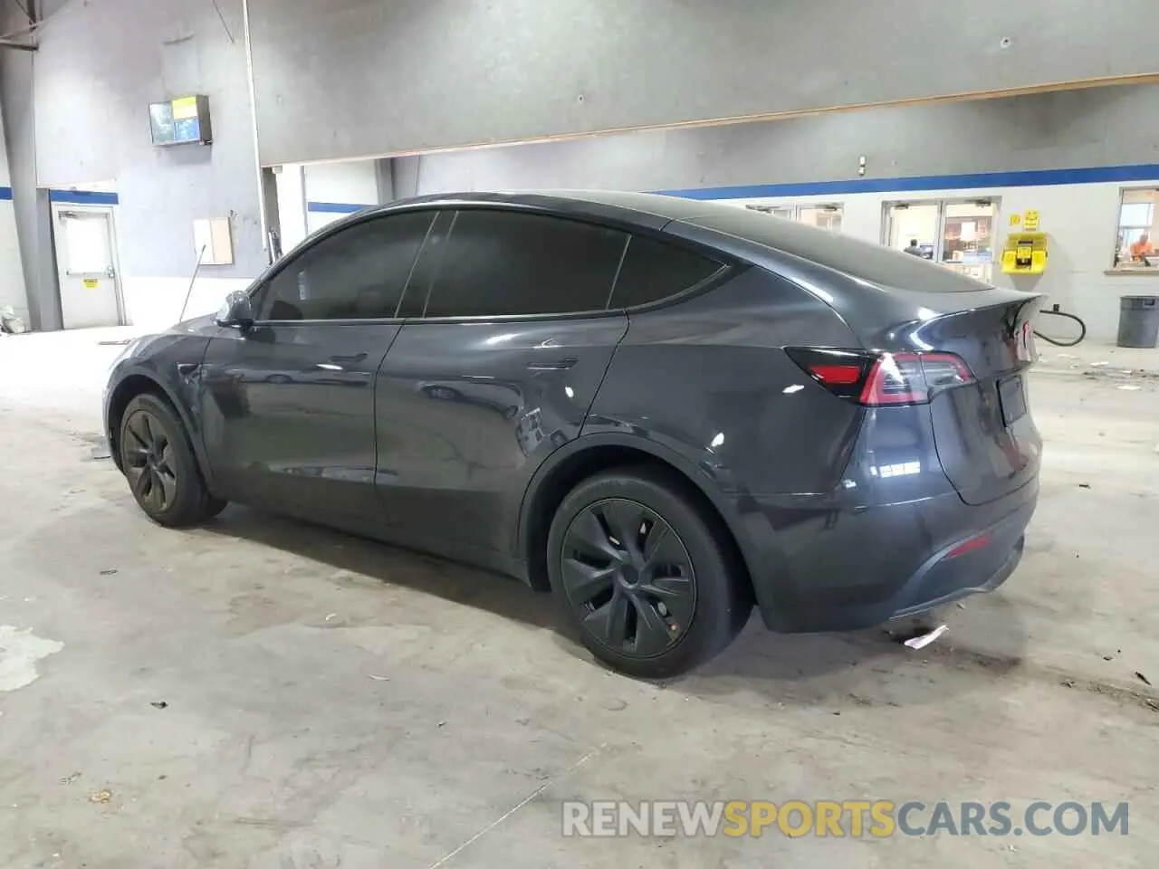 2 Фотография поврежденного автомобиля 7SAYGDED1RF207273 TESLA MODEL Y 2024