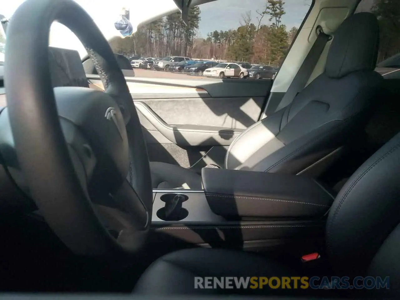 7 Фотография поврежденного автомобиля 7SAYGDED1RF207273 TESLA MODEL Y 2024