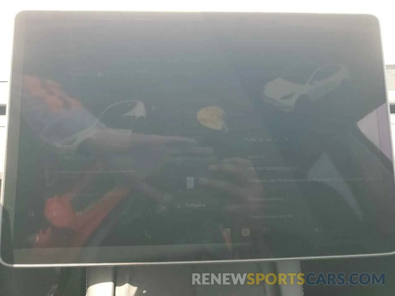 9 Photograph of a damaged car 7SAYGDED1RF212974 TESLA MODEL Y 2024