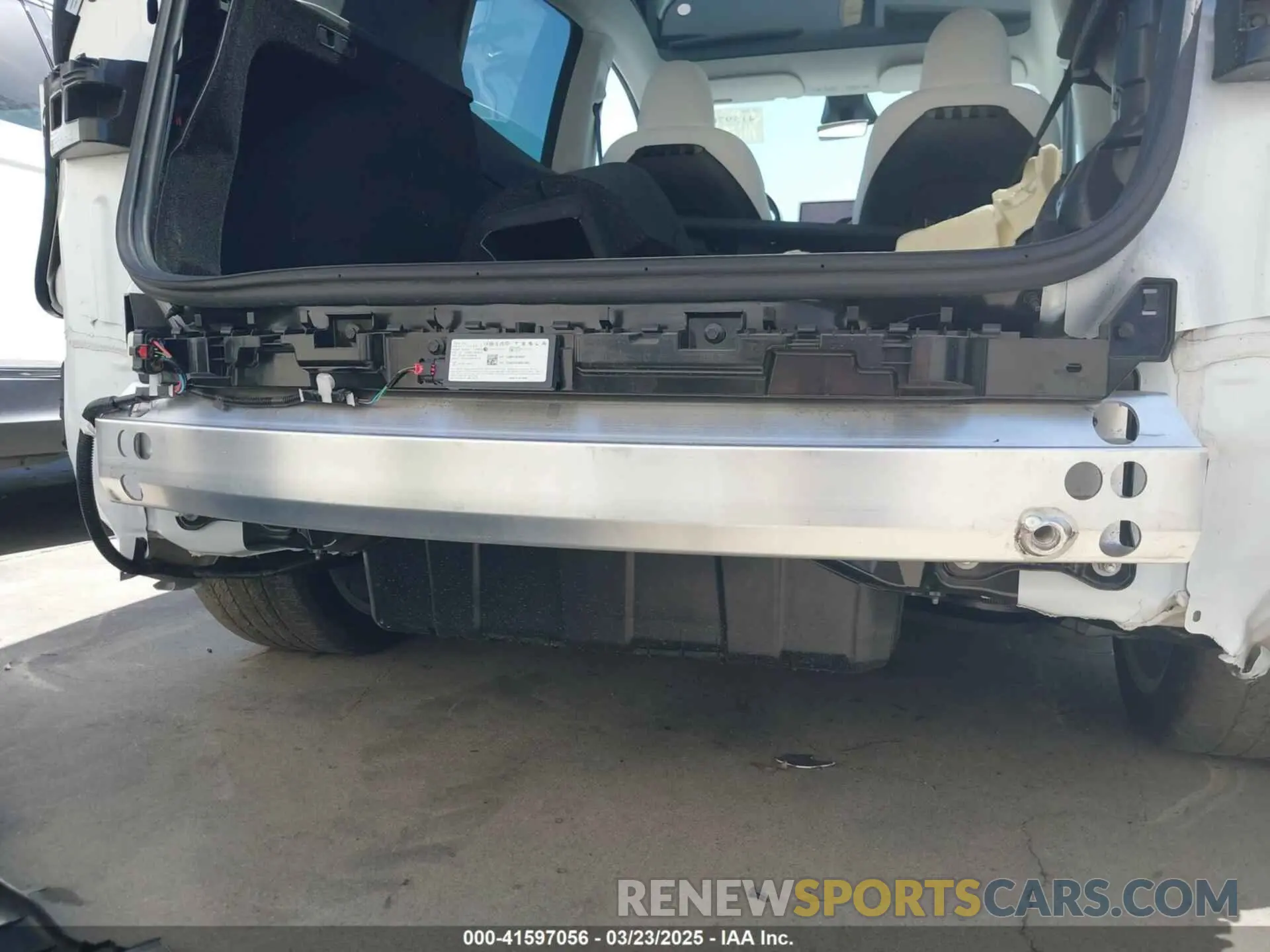 6 Фотография поврежденного автомобиля 7SAYGDED2RF017448 TESLA MODEL Y 2024