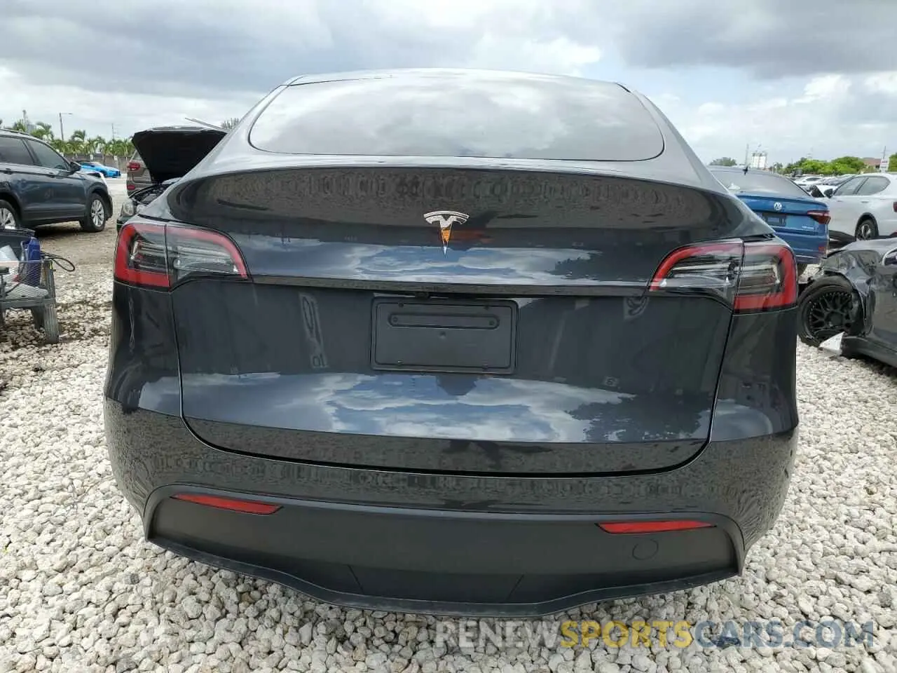 6 Фотография поврежденного автомобиля 7SAYGDED2RF040079 TESLA MODEL Y 2024