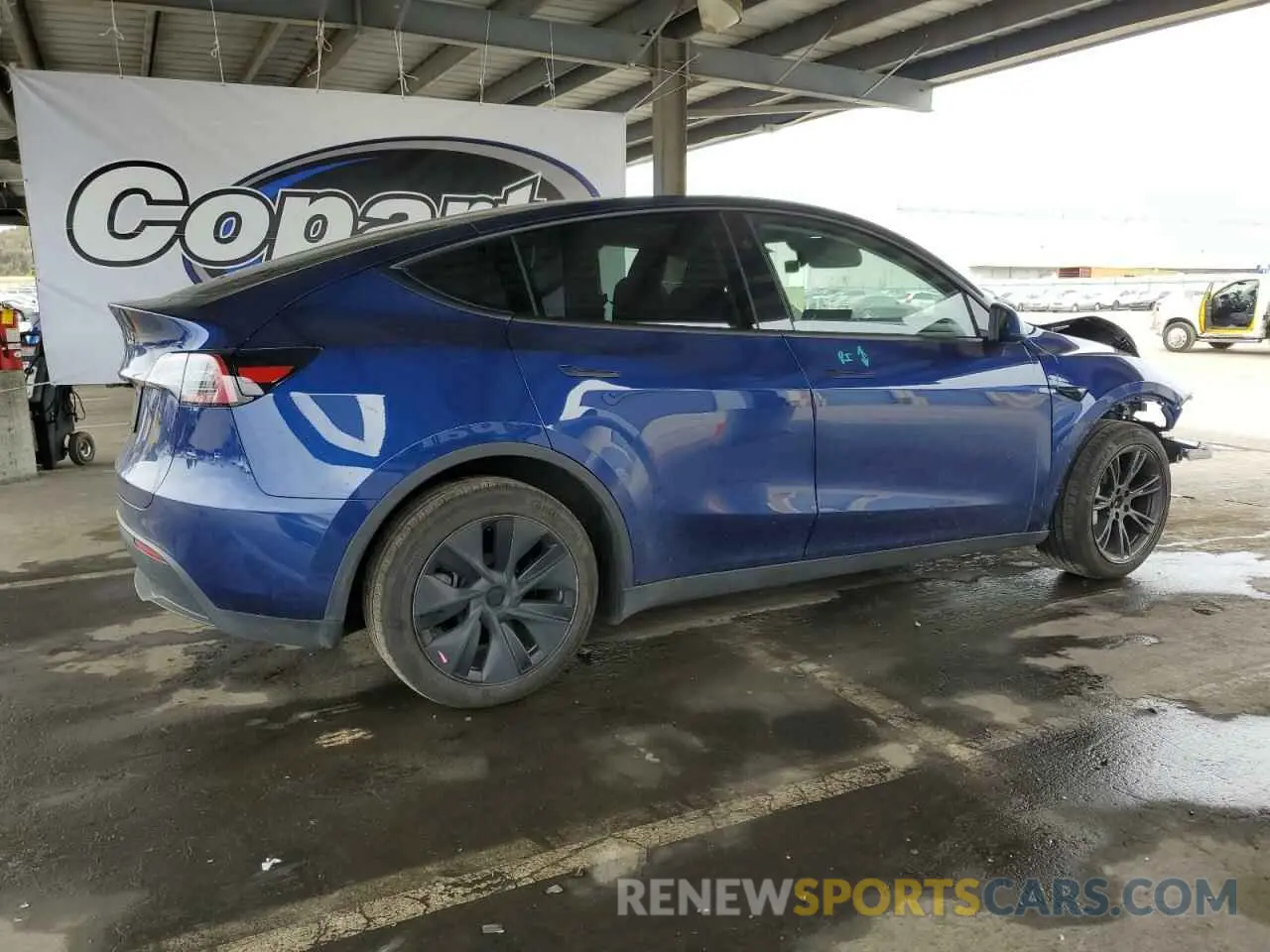 3 Photograph of a damaged car 7SAYGDED2RF119770 TESLA MODEL Y 2024