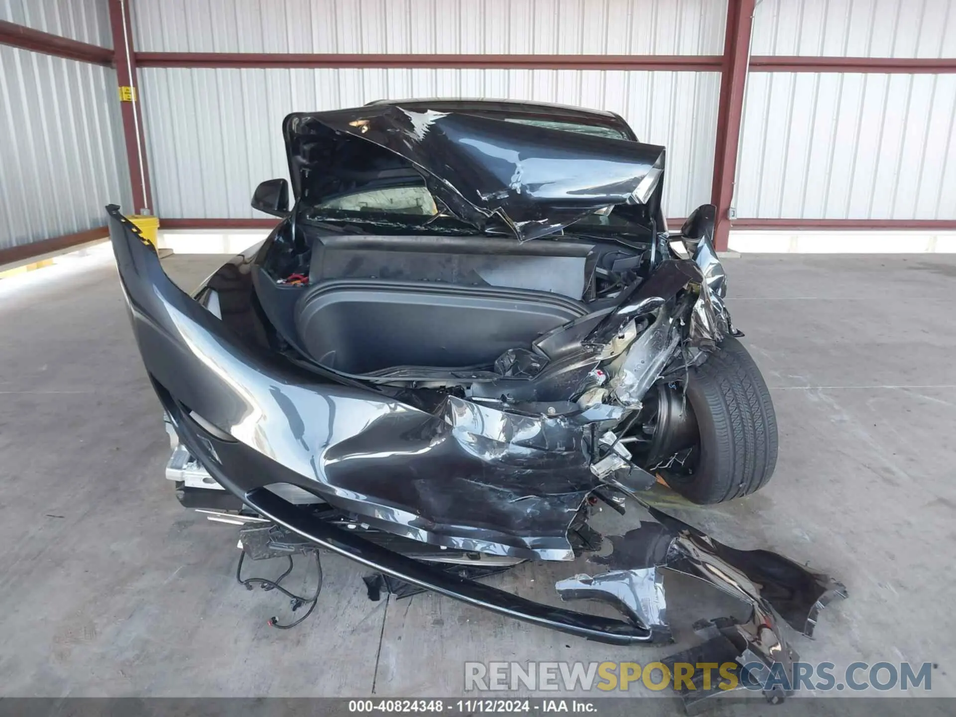 12 Photograph of a damaged car 7SAYGDED2RF126508 TESLA MODEL Y 2024