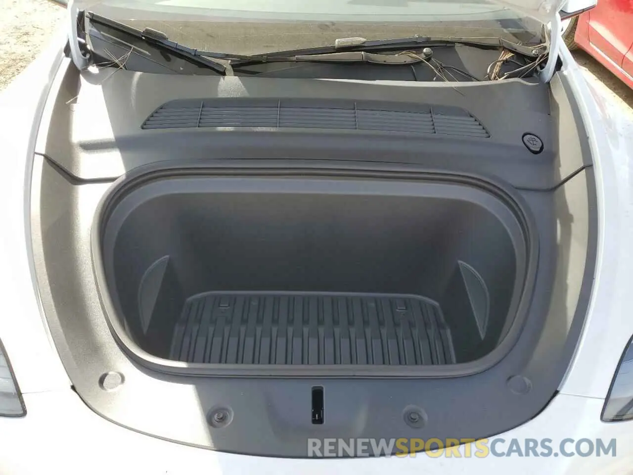 11 Photograph of a damaged car 7SAYGDED2RF191388 TESLA MODEL Y 2024