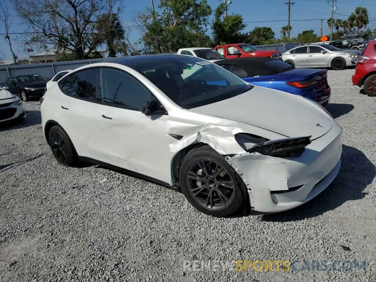 4 Фотография поврежденного автомобиля 7SAYGDED3RF131376 TESLA MODEL Y 2024