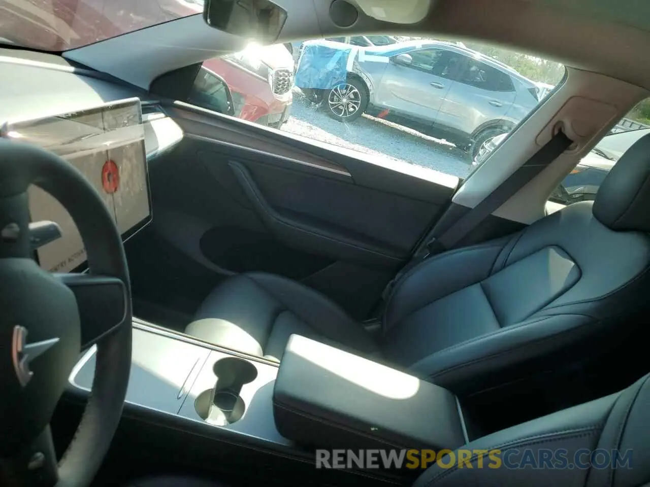 9 Фотография поврежденного автомобиля 7SAYGDED3RF131376 TESLA MODEL Y 2024