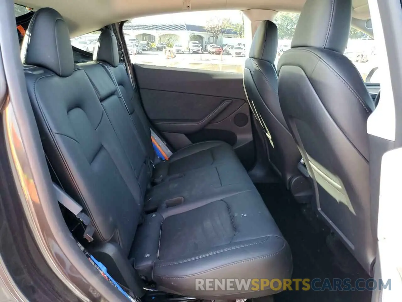 12 Photograph of a damaged car 7SAYGDED3RF151031 TESLA MODEL Y 2024