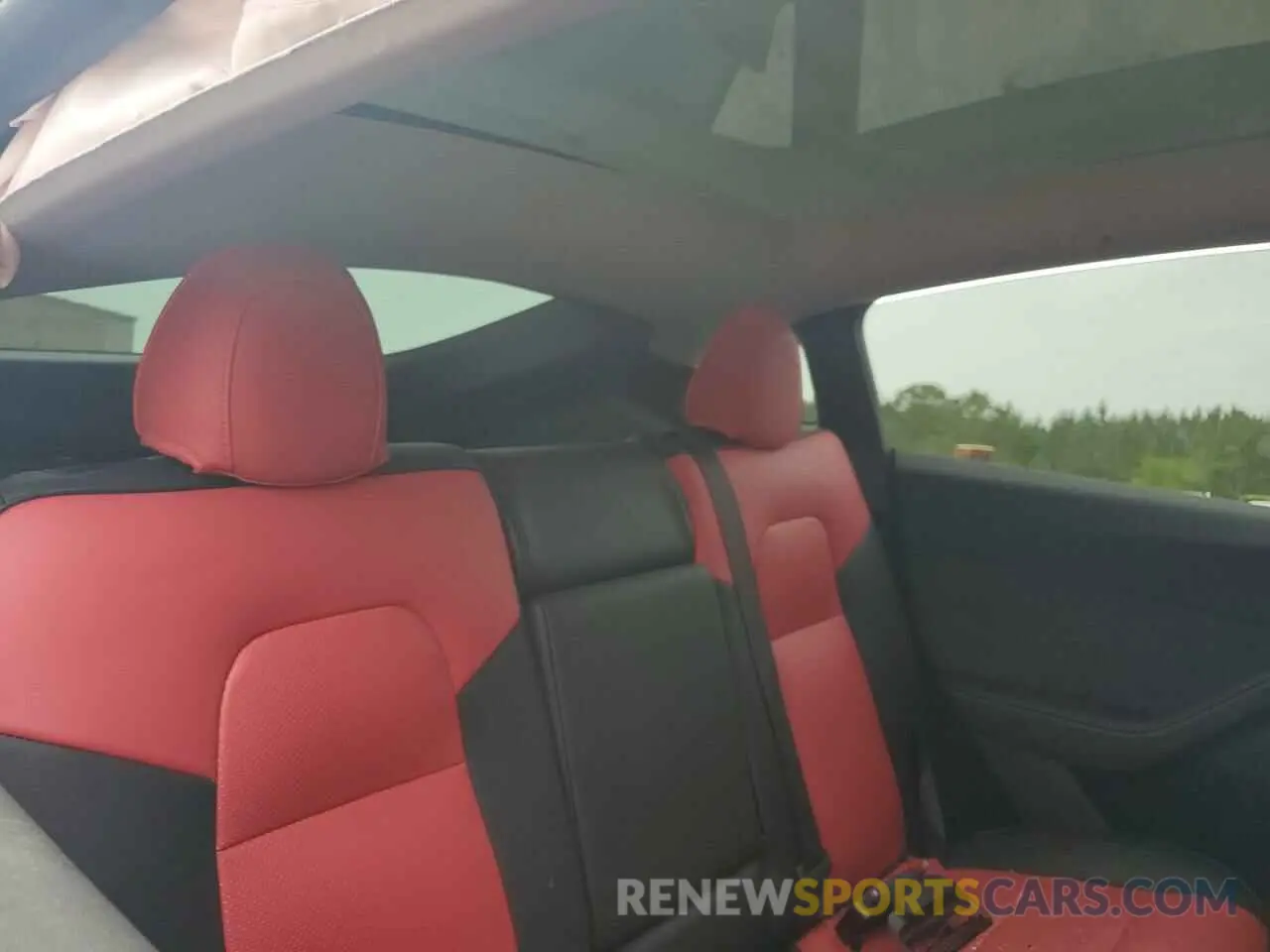 11 Фотография поврежденного автомобиля 7SAYGDED4RA331714 TESLA MODEL Y 2024