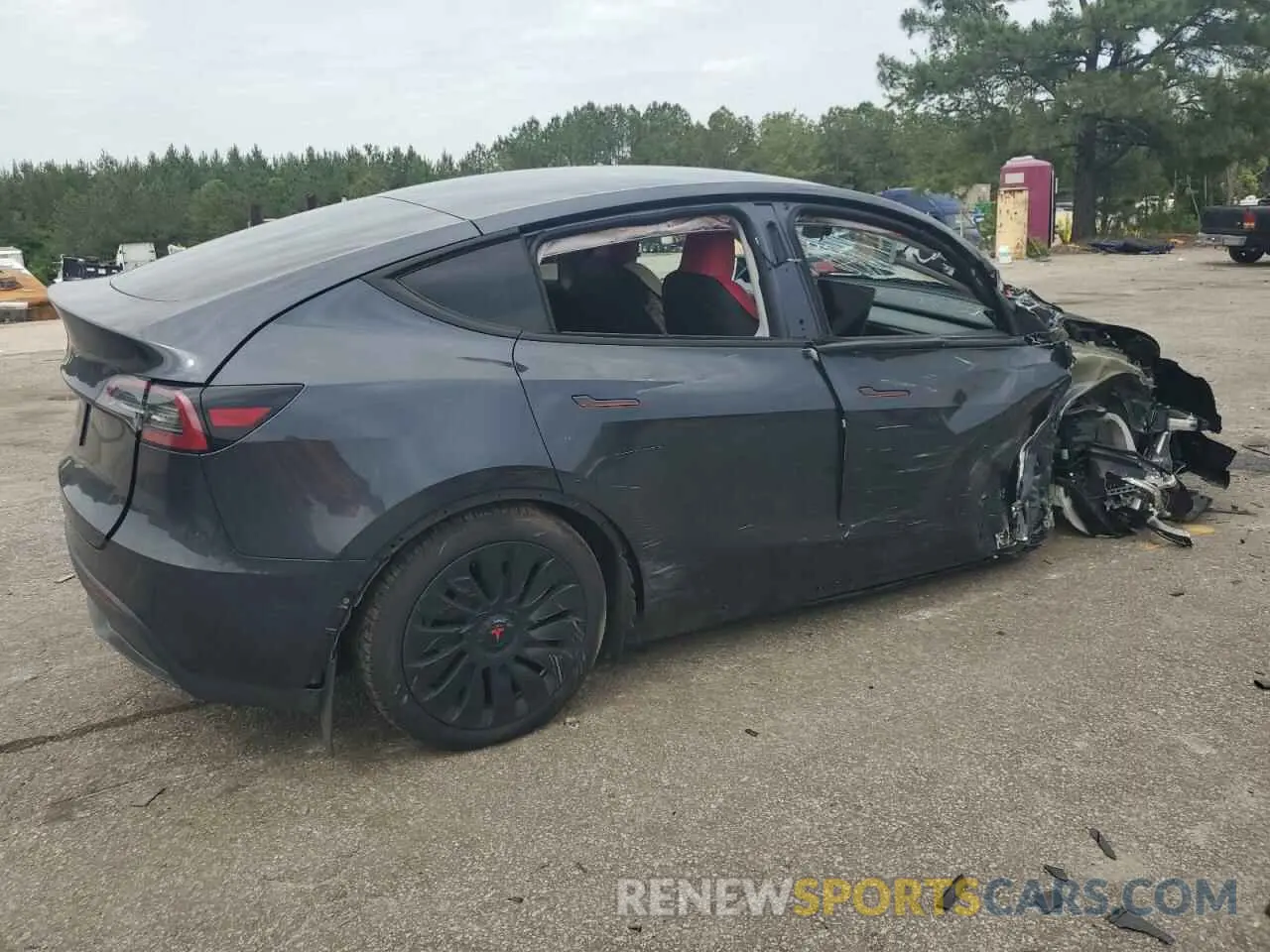 3 Фотография поврежденного автомобиля 7SAYGDED4RA331714 TESLA MODEL Y 2024