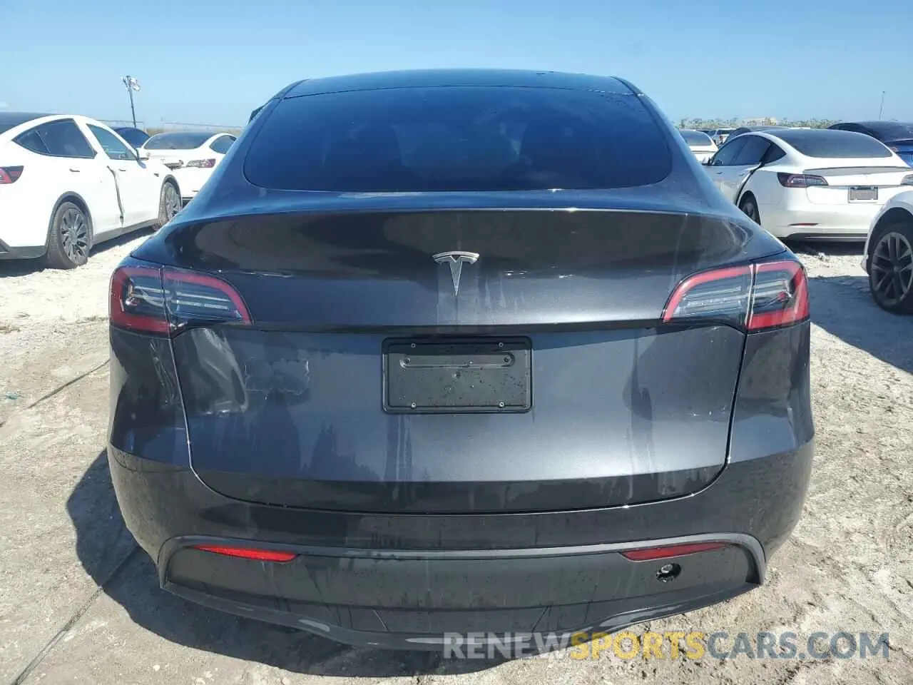 6 Фотография поврежденного автомобиля 7SAYGDED4RF038172 TESLA MODEL Y 2024