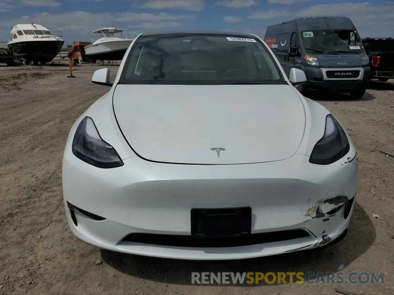 5 Photograph of a damaged car 7SAYGDED4RF068286 TESLA MODEL Y 2024
