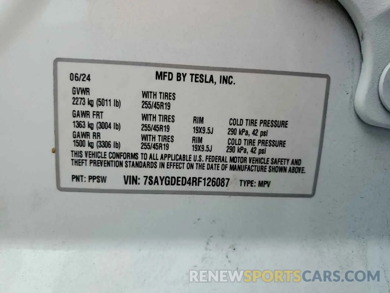 12 Photograph of a damaged car 7SAYGDED4RF126087 TESLA MODEL Y 2024