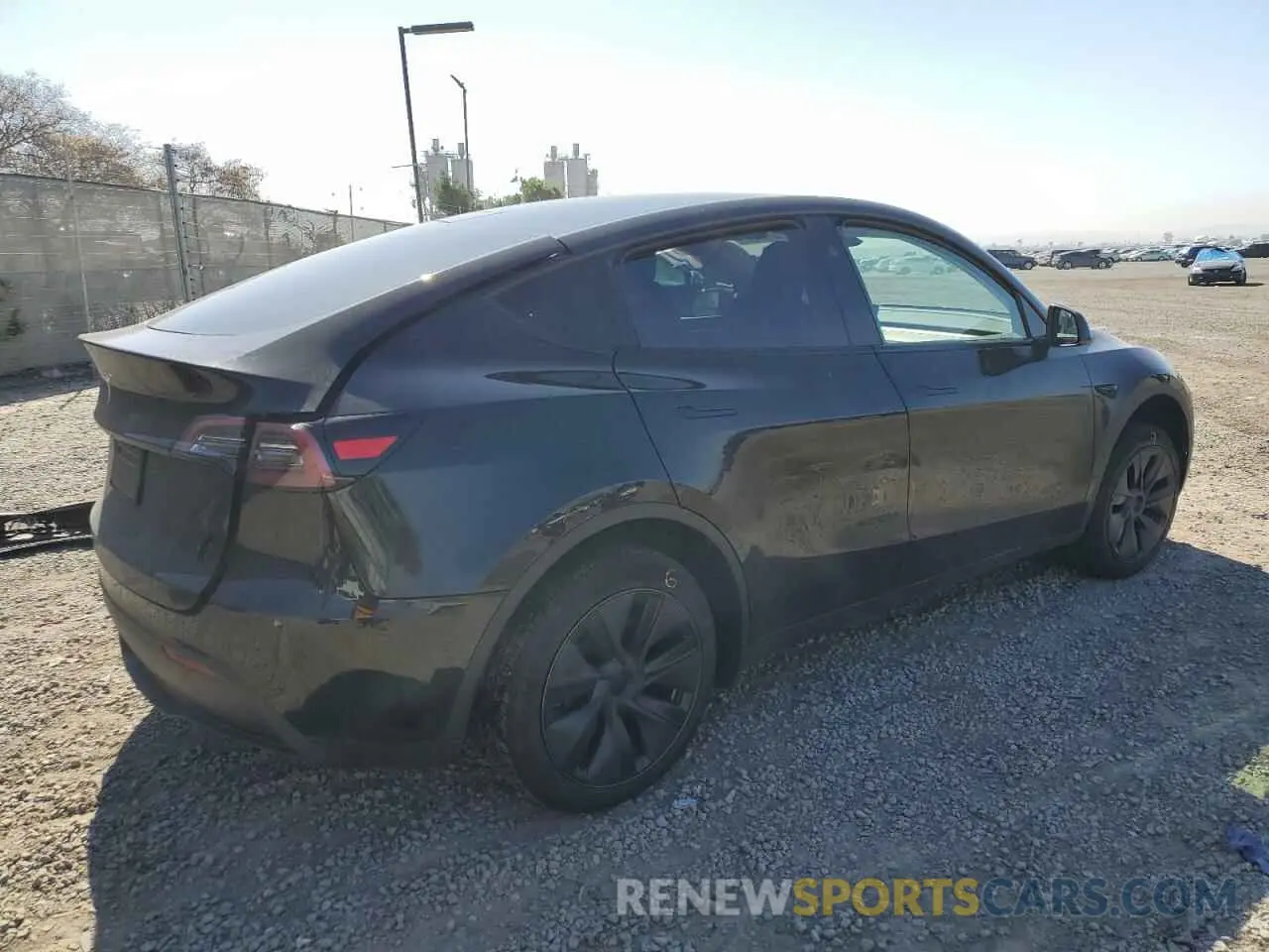 3 Photograph of a damaged car 7SAYGDED4RF212399 TESLA MODEL Y 2024