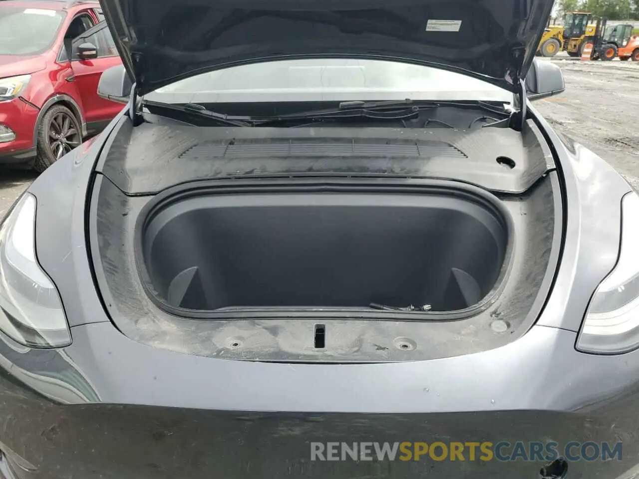 12 Photograph of a damaged car 7SAYGDED5RF018979 TESLA MODEL Y 2024