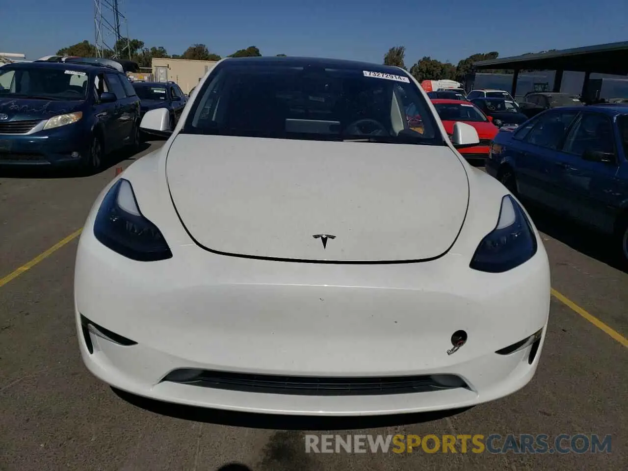 5 Photograph of a damaged car 7SAYGDED5RF080253 TESLA MODEL Y 2024