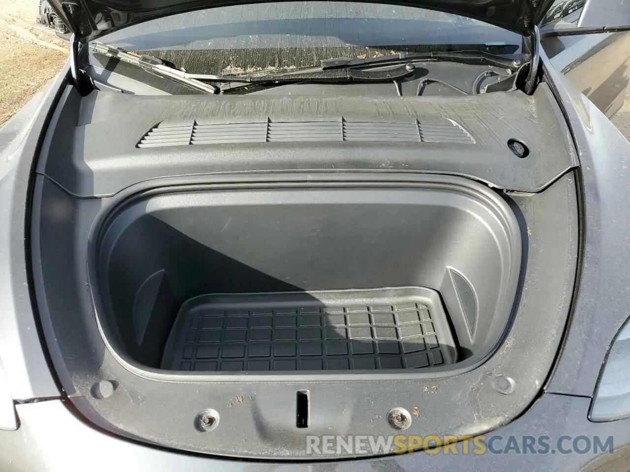 11 Photograph of a damaged car 7SAYGDED5RF105278 TESLA MODEL Y 2024