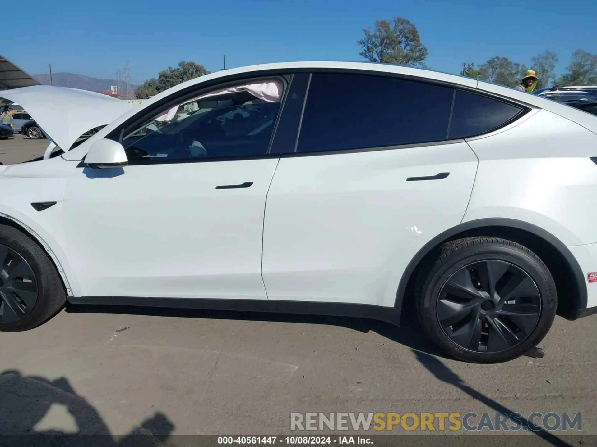 14 Фотография поврежденного автомобиля 7SAYGDED5RF154884 TESLA MODEL Y 2024