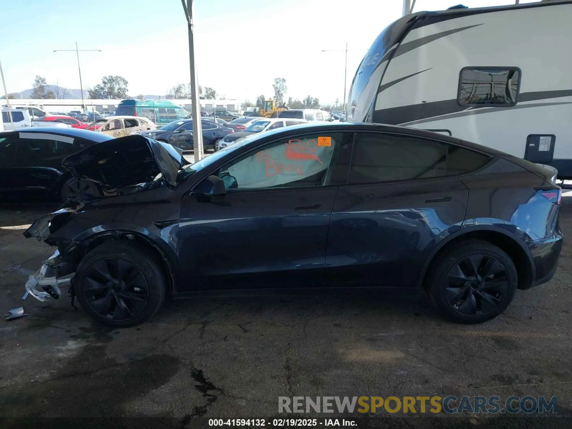 13 Фотография поврежденного автомобиля 7SAYGDED5RF194219 TESLA MODEL Y 2024