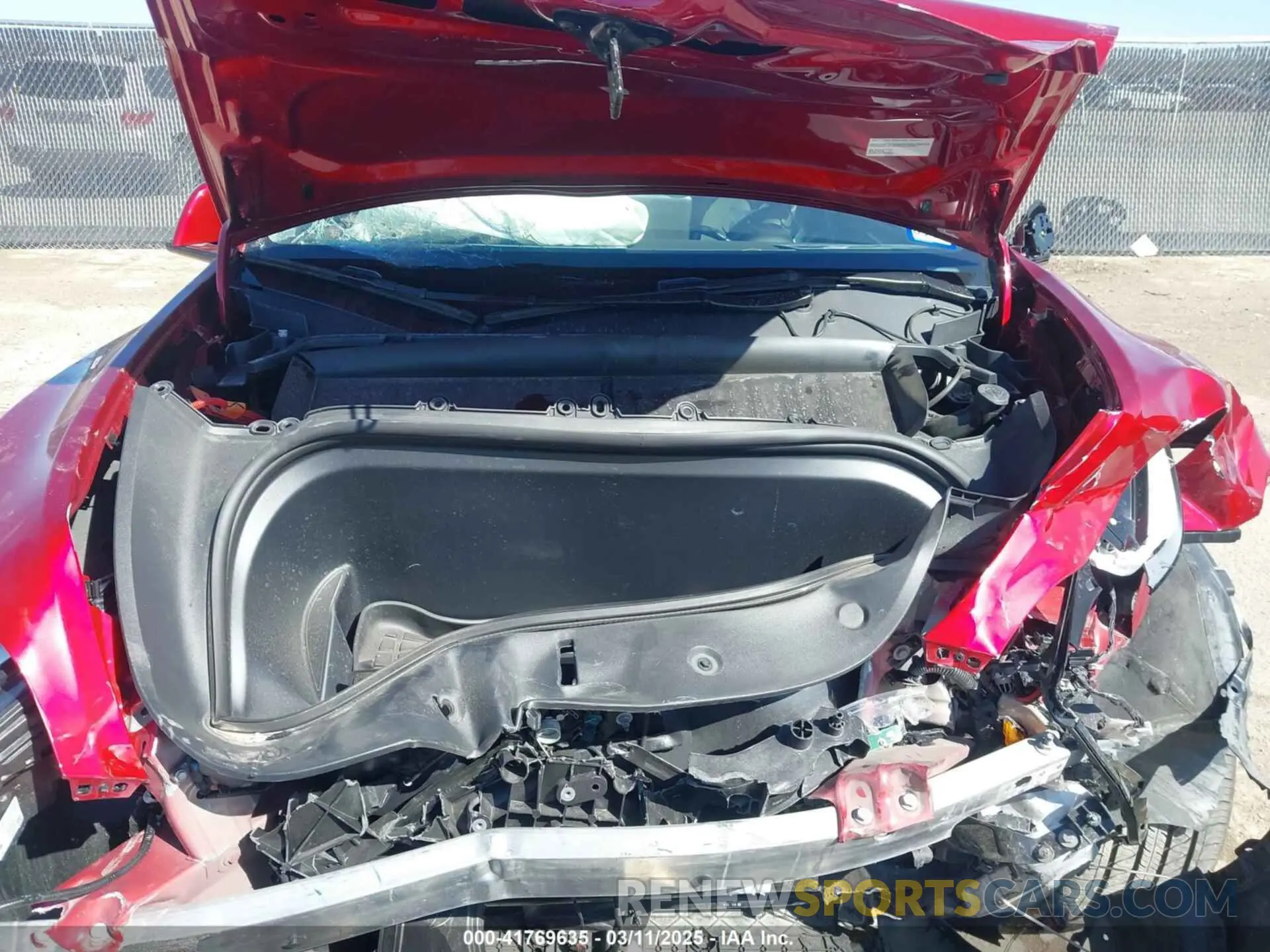 10 Photograph of a damaged car 7SAYGDED6RA300819 TESLA MODEL Y 2024