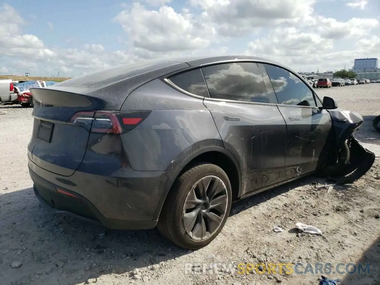 3 Фотография поврежденного автомобиля 7SAYGDED6RA329124 TESLA MODEL Y 2024
