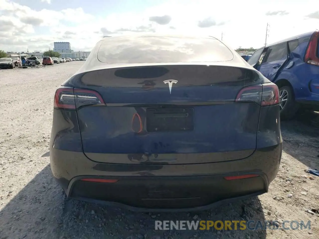 6 Фотография поврежденного автомобиля 7SAYGDED6RA329124 TESLA MODEL Y 2024