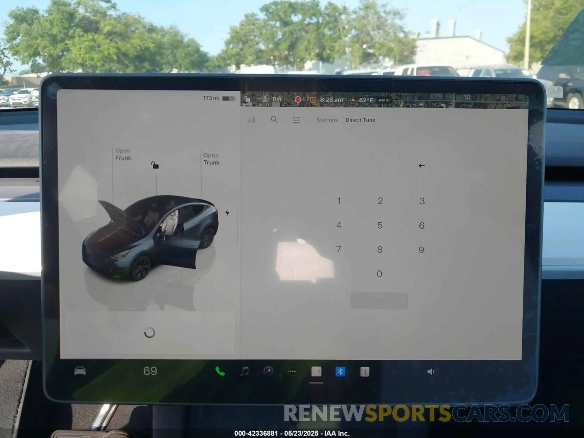 18 Photograph of a damaged car 7SAYGDED6RA334775 TESLA MODEL Y 2024