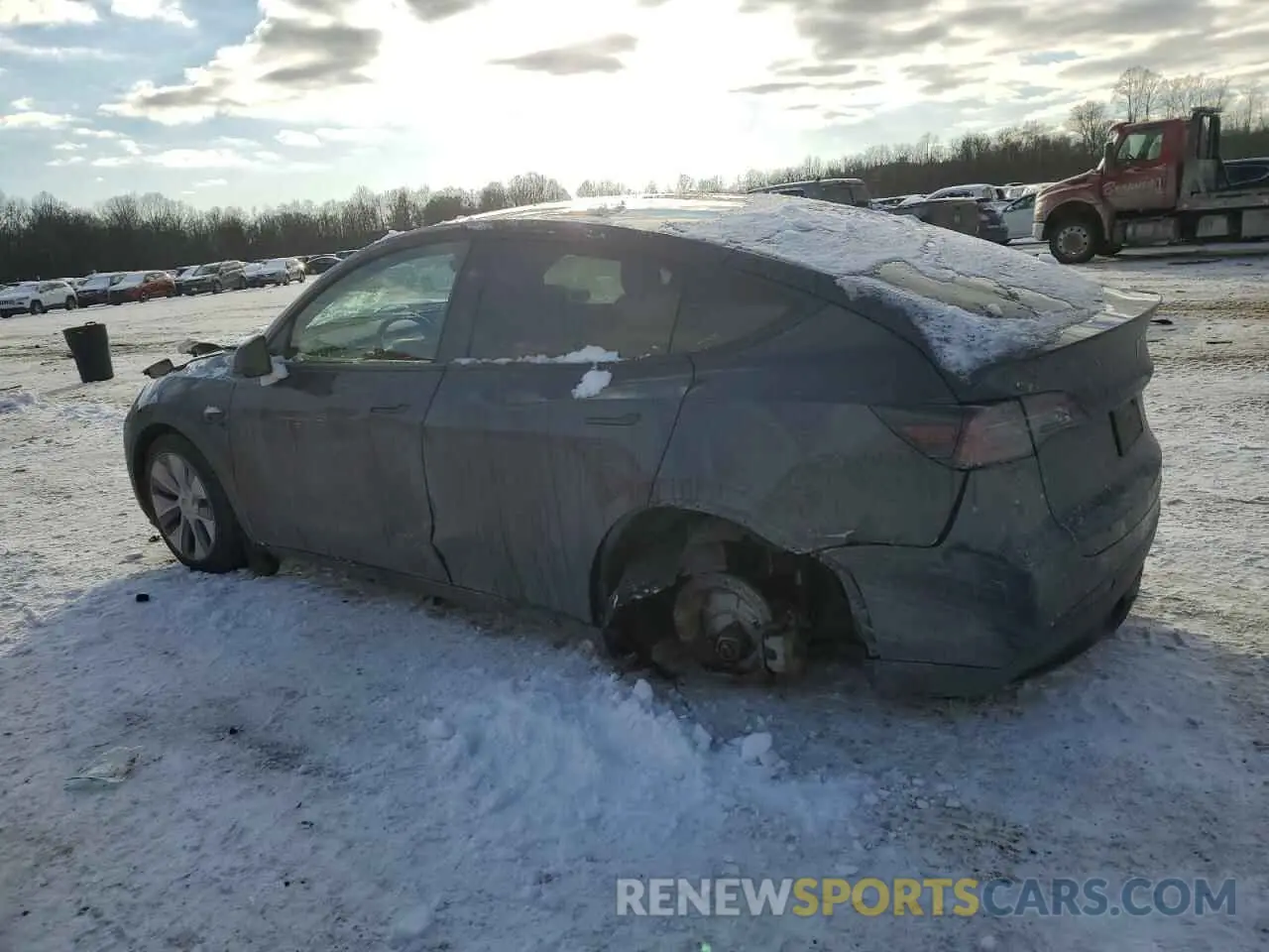 2 Photograph of a damaged car 7SAYGDED6RF014455 TESLA MODEL Y 2024