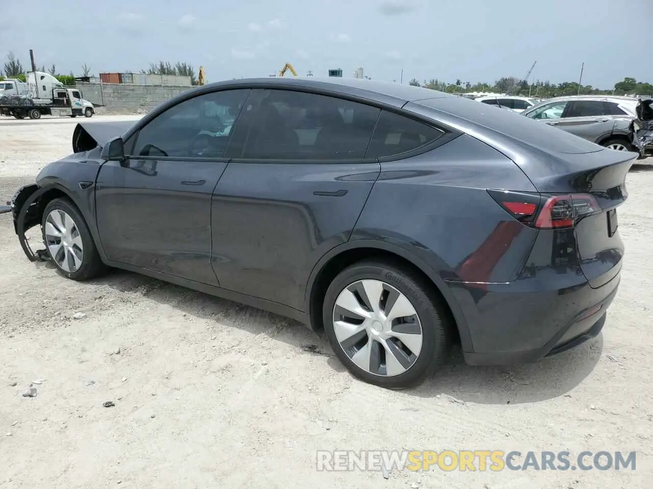2 Photograph of a damaged car 7SAYGDED6RF039551 TESLA MODEL Y 2024