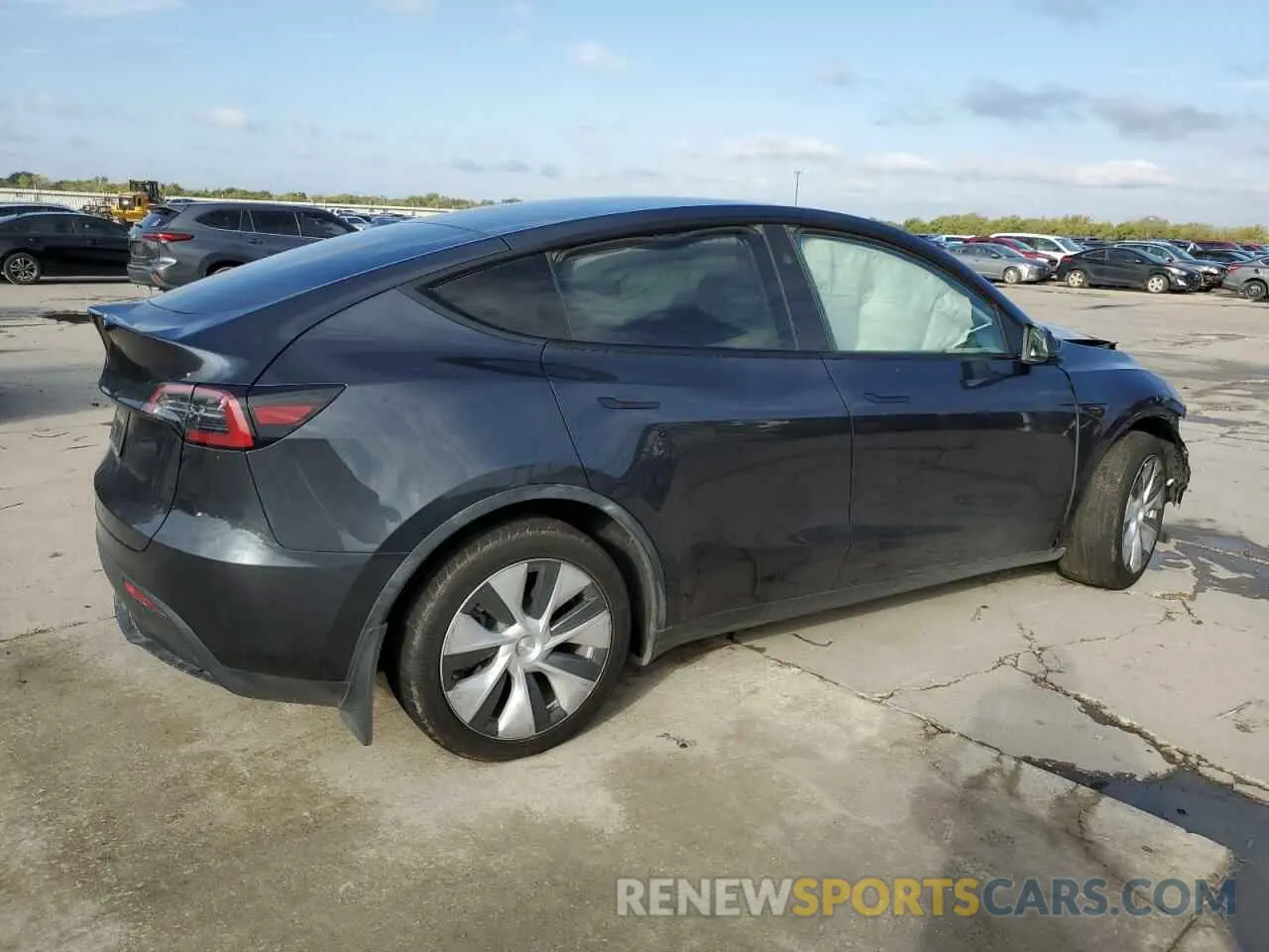 3 Photograph of a damaged car 7SAYGDED6RF054499 TESLA MODEL Y 2024