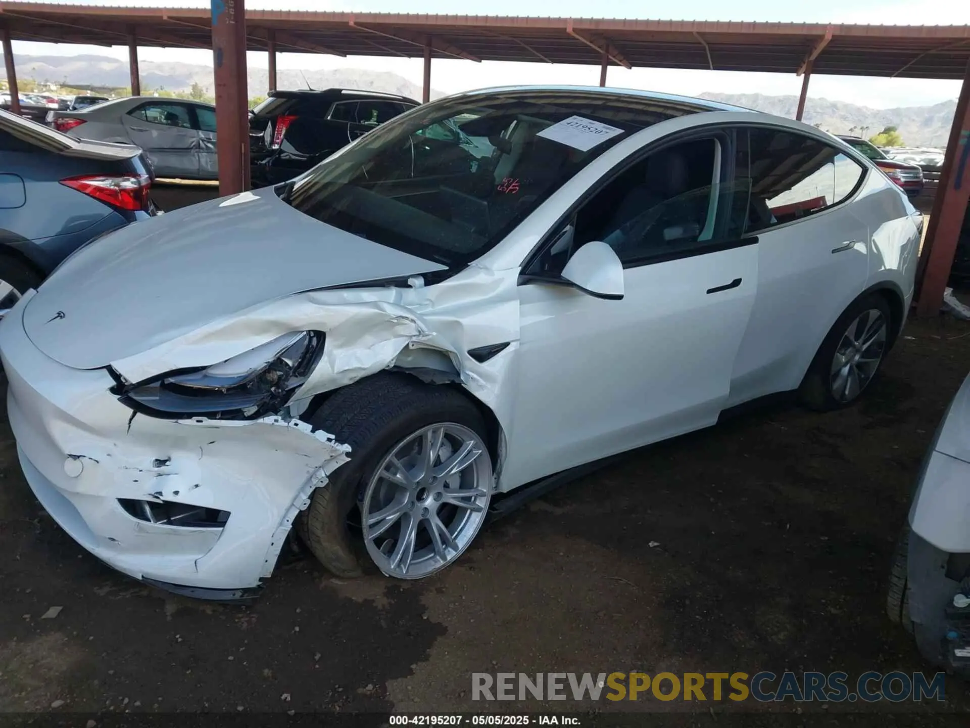 2 Photograph of a damaged car 7SAYGDED6RF056253 TESLA MODEL Y 2024
