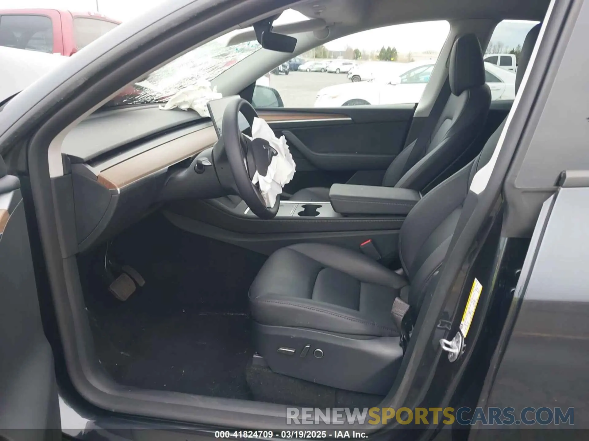 5 Фотография поврежденного автомобиля 7SAYGDED6RF102745 TESLA MODEL Y 2024