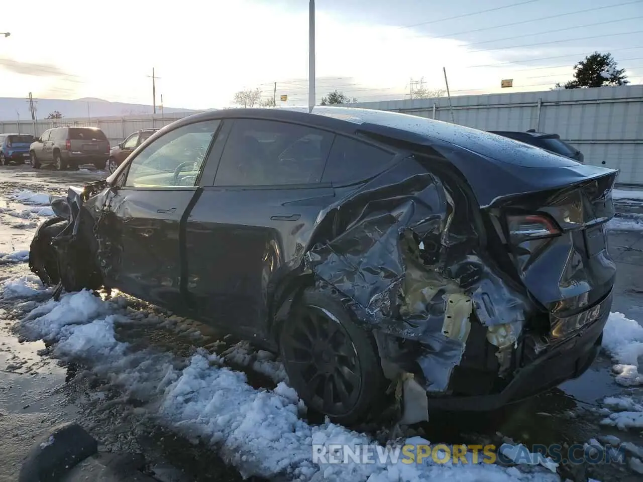 2 Photograph of a damaged car 7SAYGDED6RF113227 TESLA MODEL Y 2024