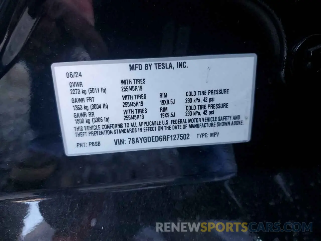 13 Photograph of a damaged car 7SAYGDED6RF127502 TESLA MODEL Y 2024