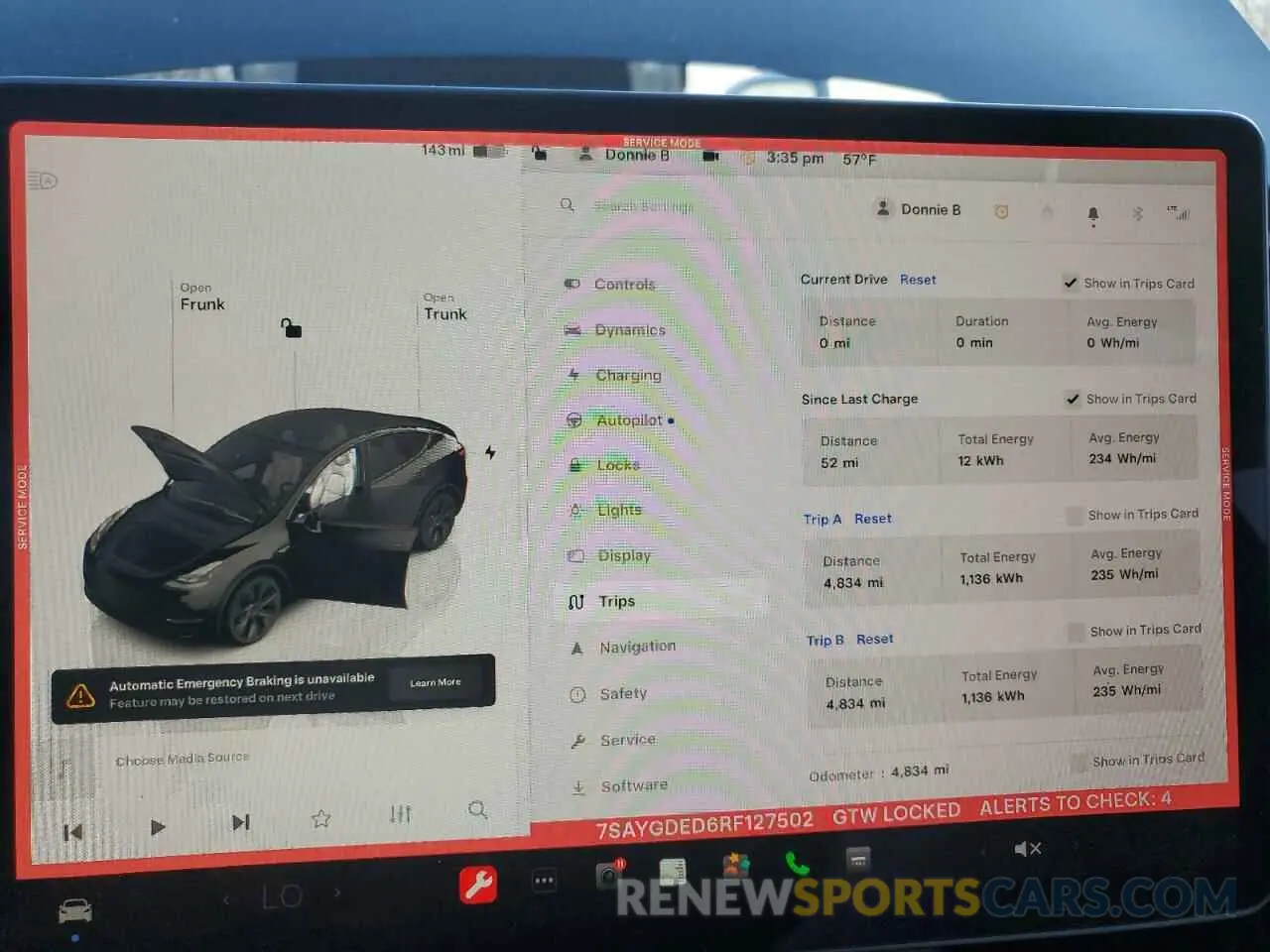 9 Photograph of a damaged car 7SAYGDED6RF127502 TESLA MODEL Y 2024