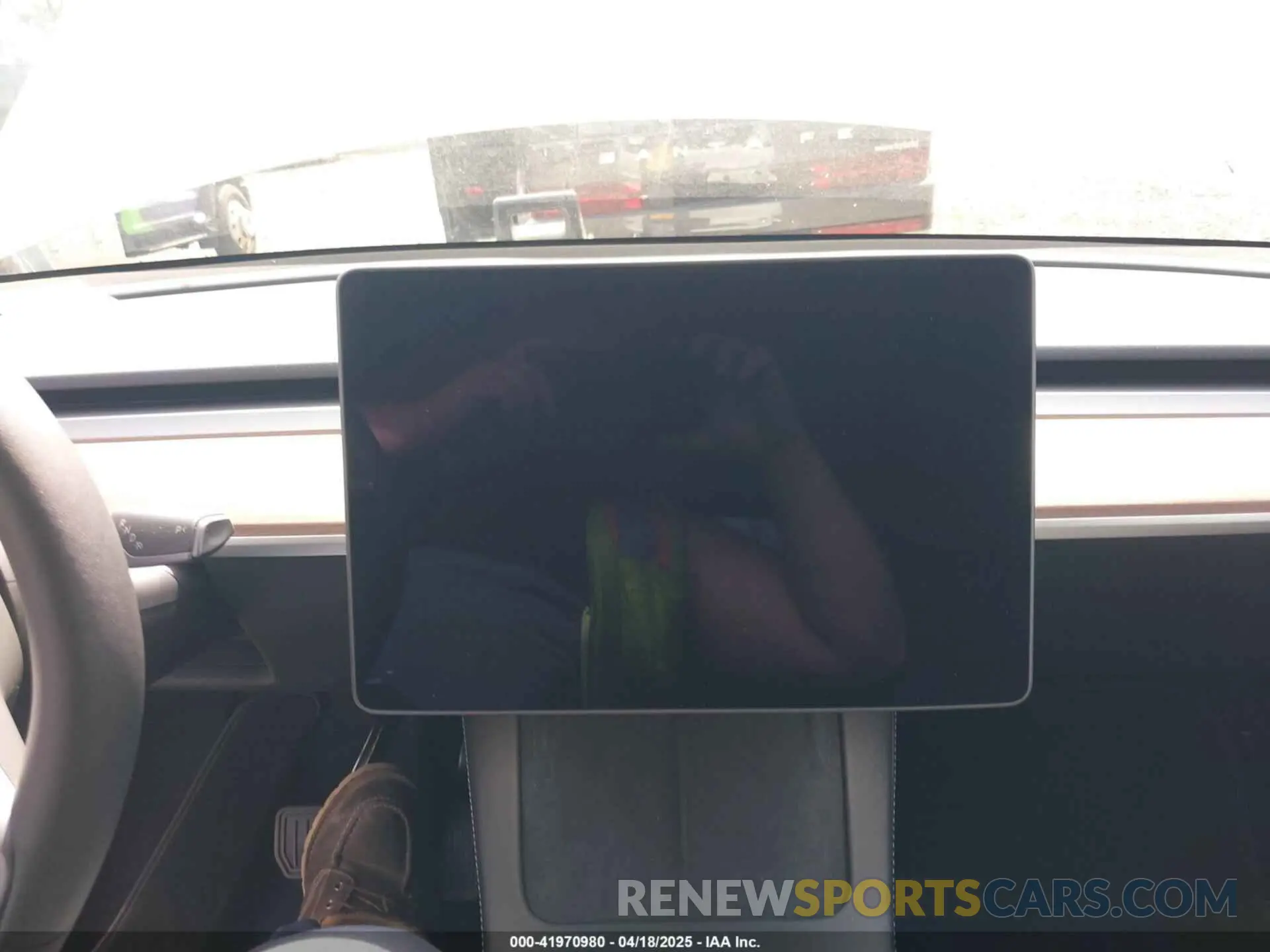 18 Фотография поврежденного автомобиля 7SAYGDED6RF160936 TESLA MODEL Y 2024