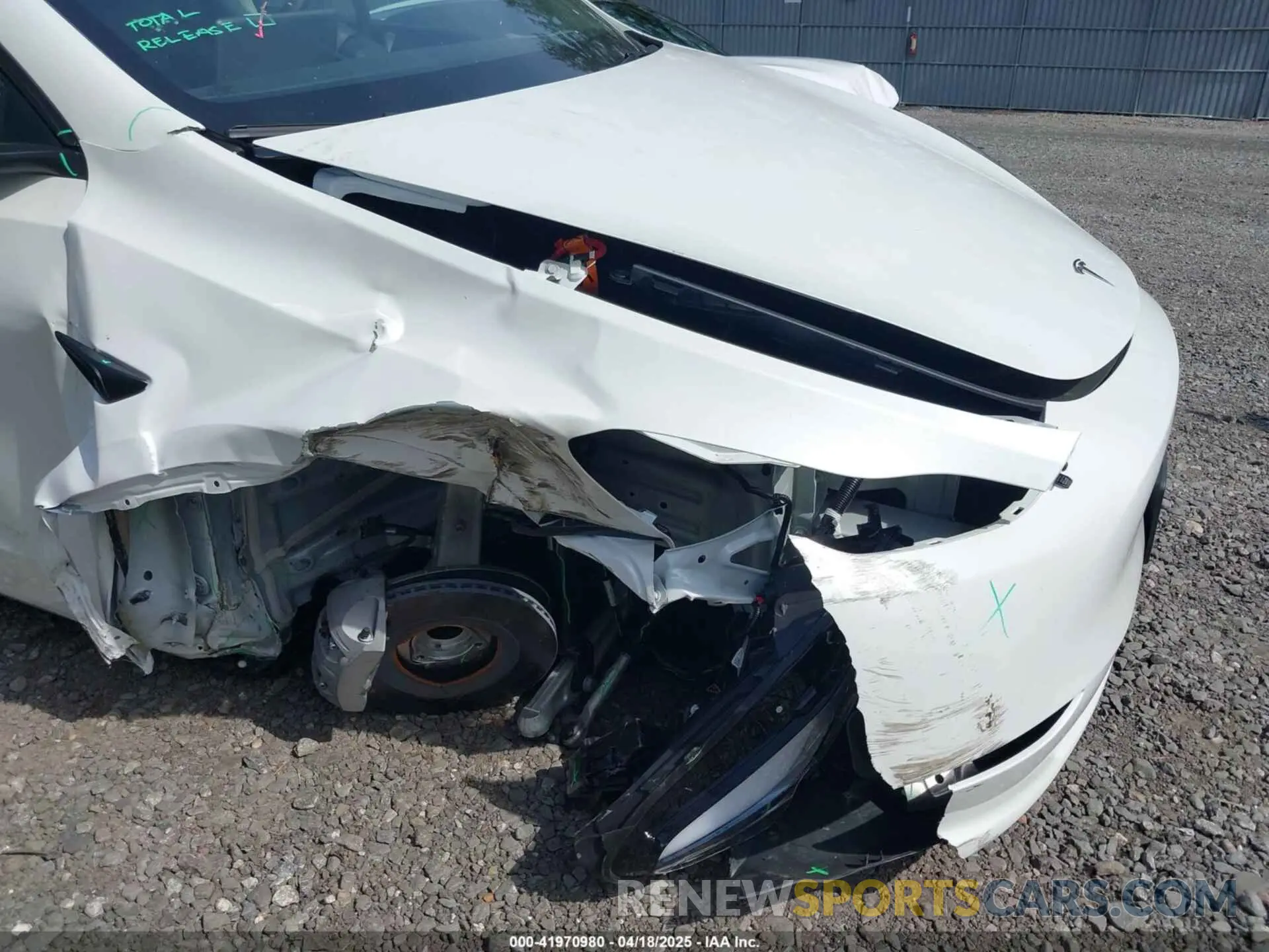 6 Фотография поврежденного автомобиля 7SAYGDED6RF160936 TESLA MODEL Y 2024