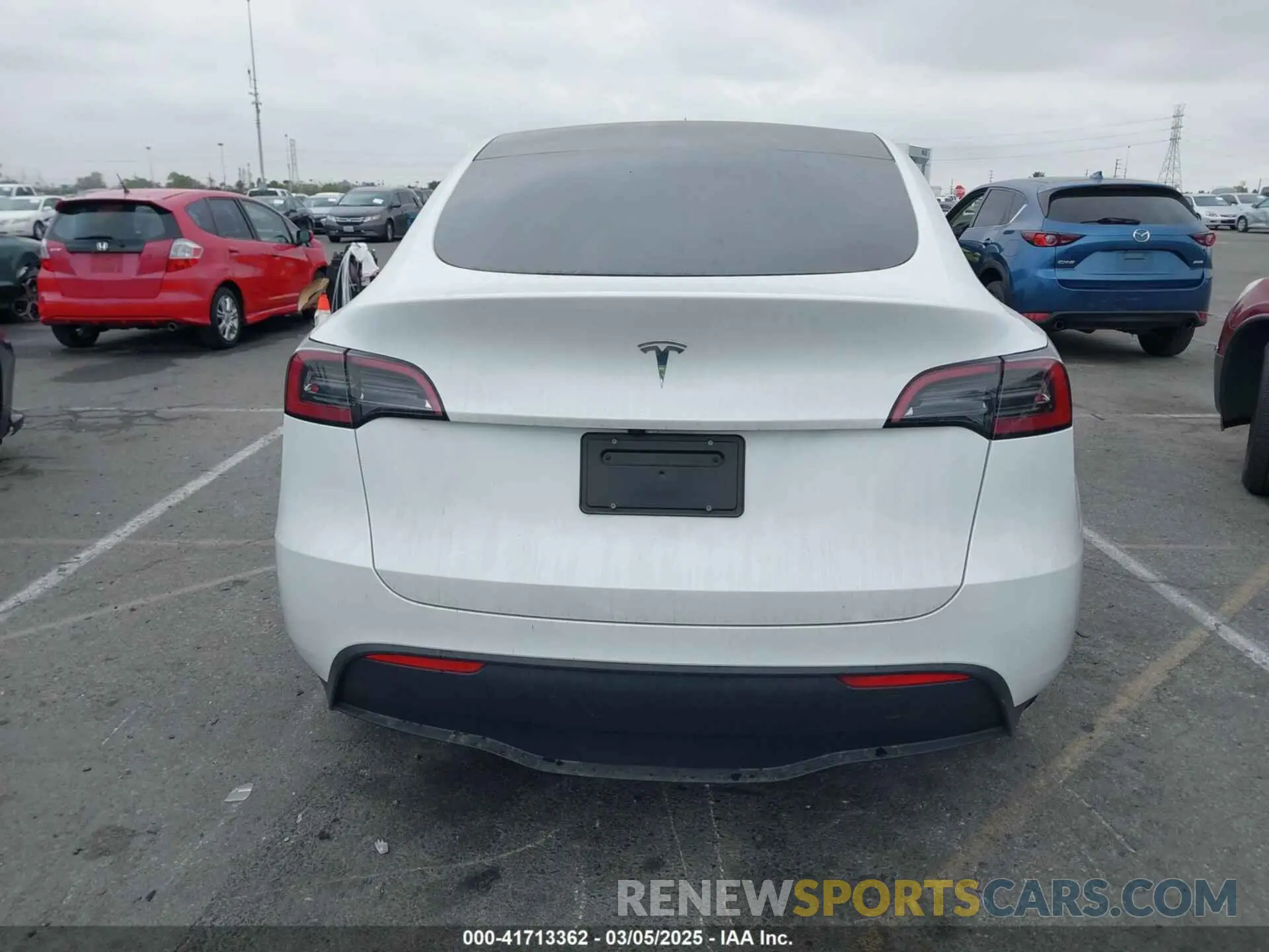 16 Фотография поврежденного автомобиля 7SAYGDED6RF166543 TESLA MODEL Y 2024