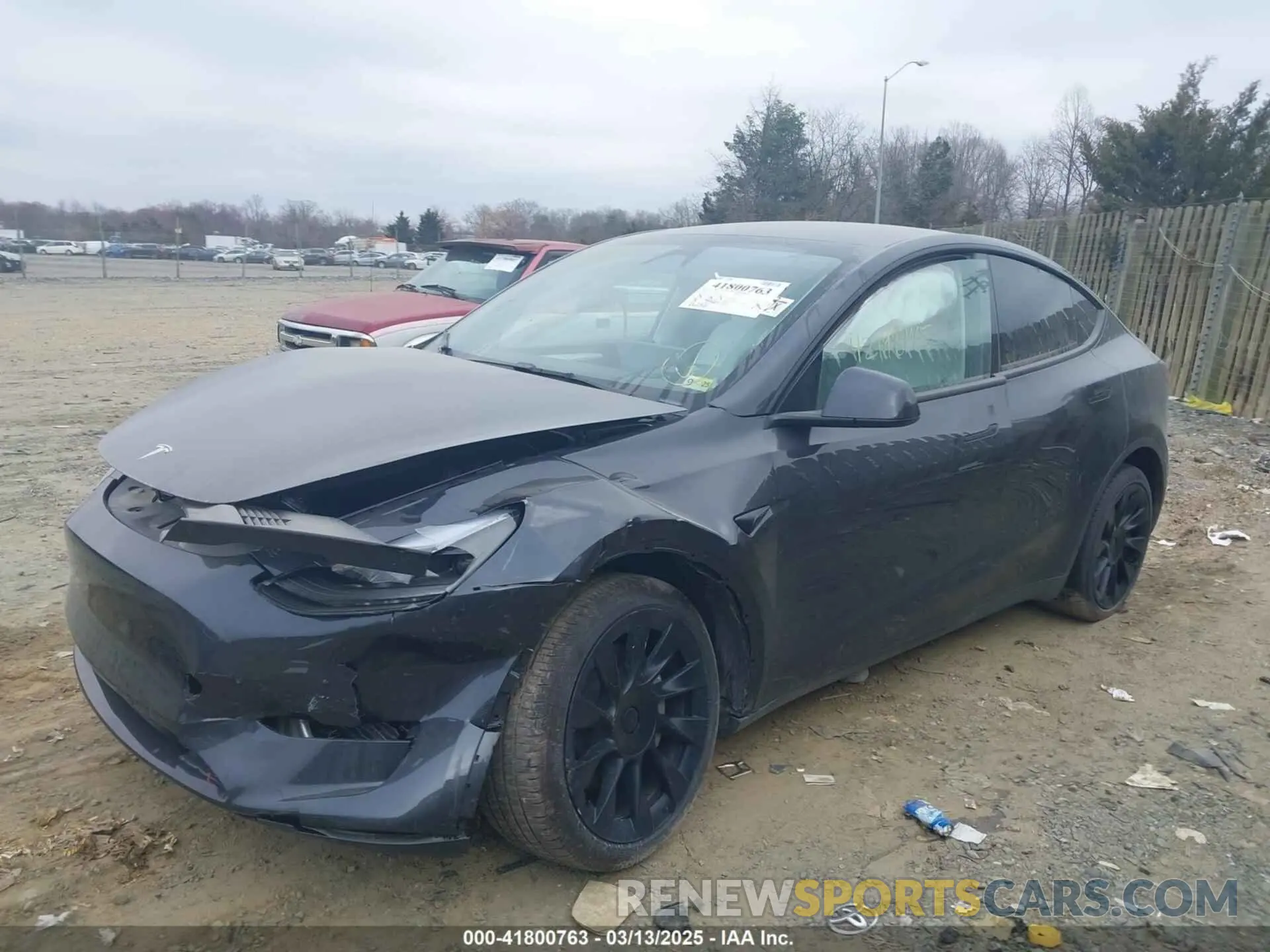 2 Фотография поврежденного автомобиля 7SAYGDED6RF190762 TESLA MODEL Y 2024