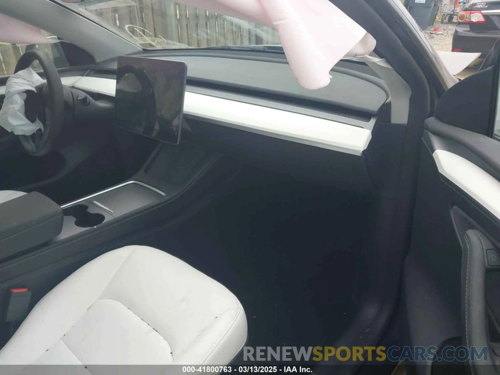 5 Фотография поврежденного автомобиля 7SAYGDED6RF190762 TESLA MODEL Y 2024