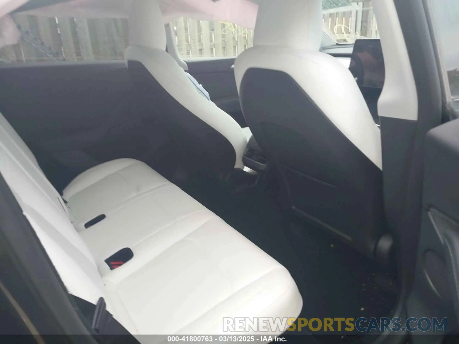 8 Фотография поврежденного автомобиля 7SAYGDED6RF190762 TESLA MODEL Y 2024